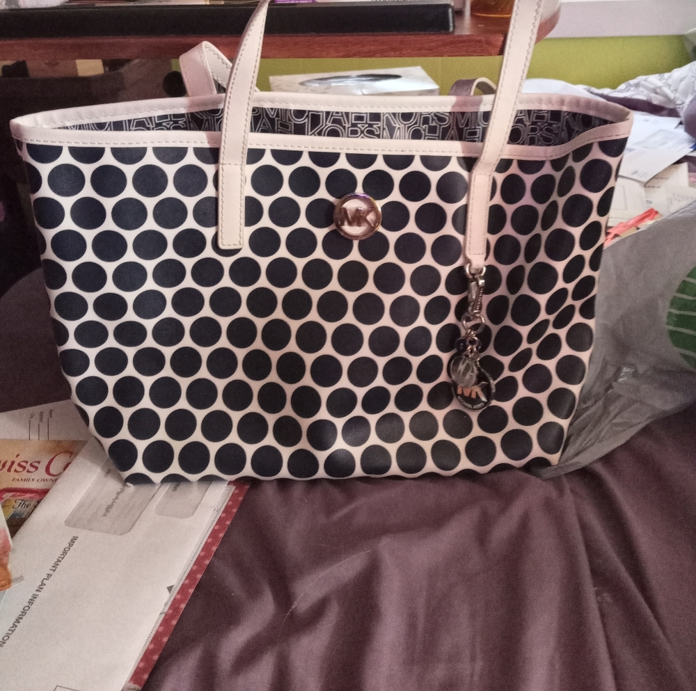 Michael Korrs purse